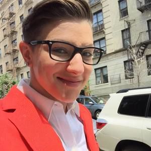 Meet your Posher, Nicole